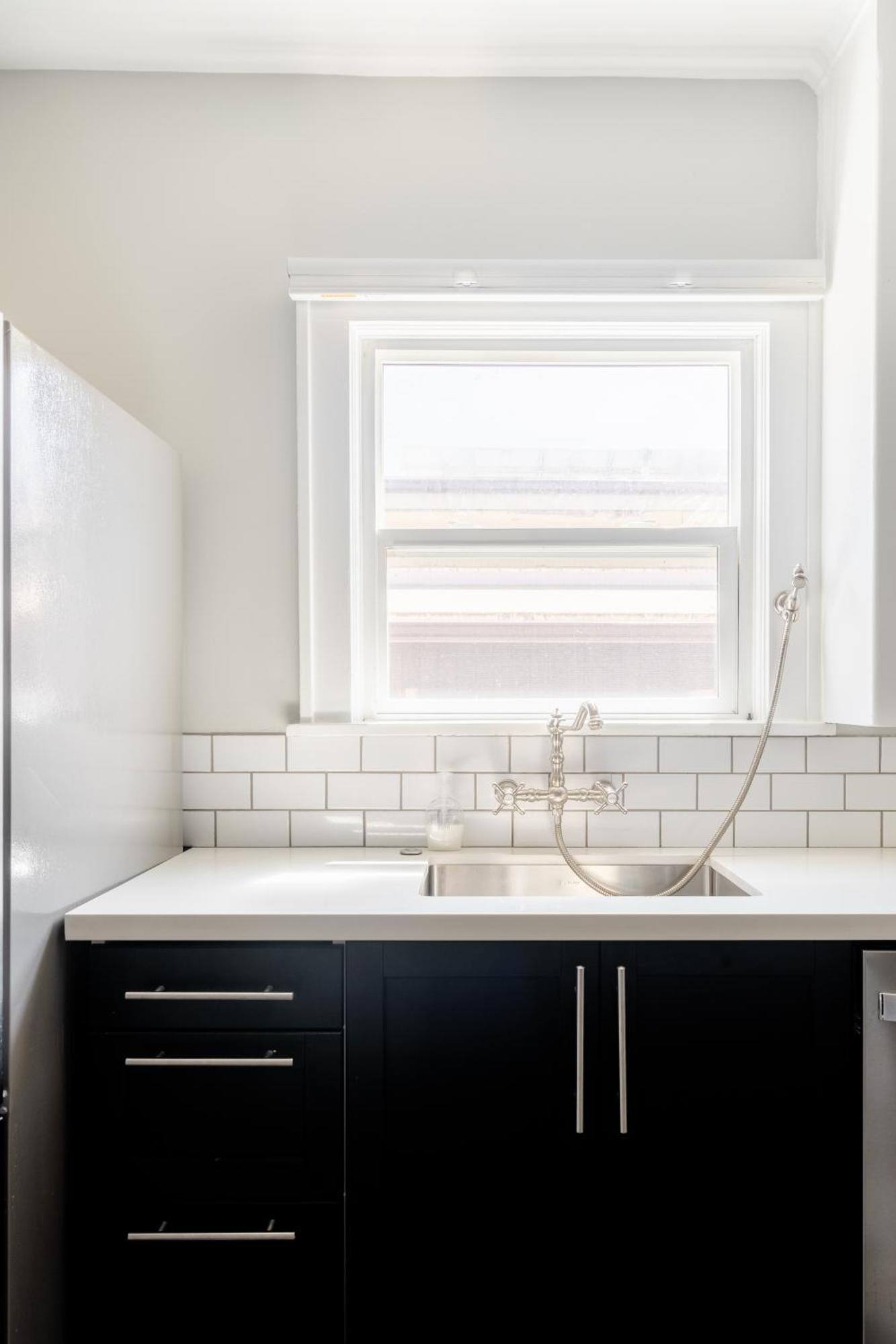 Holiday home Collection - Classic 1920s Alberta Four Bedroom Haven Portland